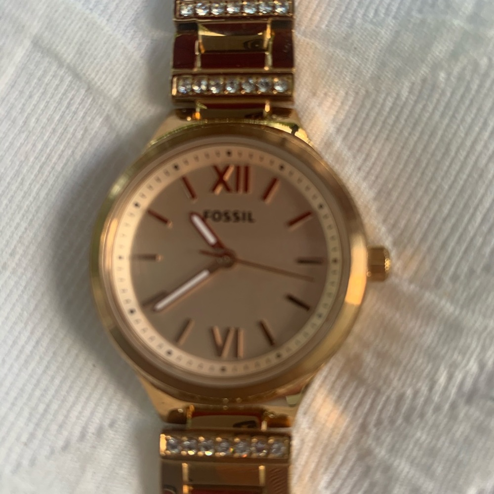 Fossil women’s watch in gold color - Picture 2 of 9